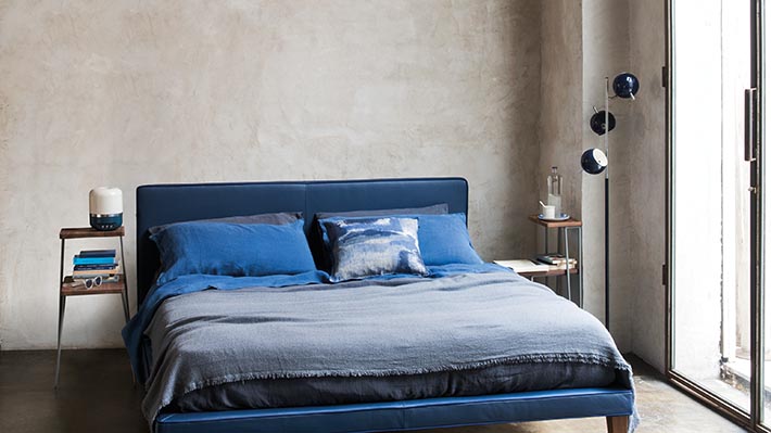 Schlafzimmer-Wandfarbe-Ideen Wandfarbe-Schlafzimmer-Ideen-Blue-Wall-Magazin
